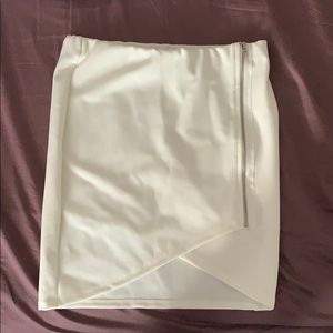Fashion Nova size Small skirt